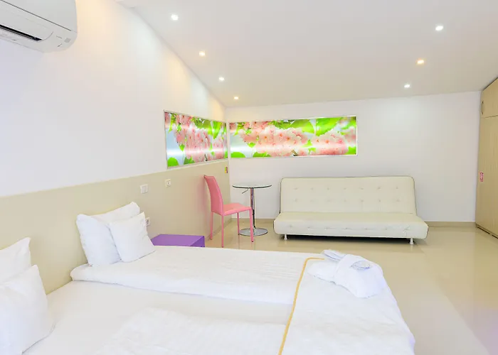 Christina Hotel