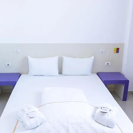 Hotel Hotel Christina Plus 4*