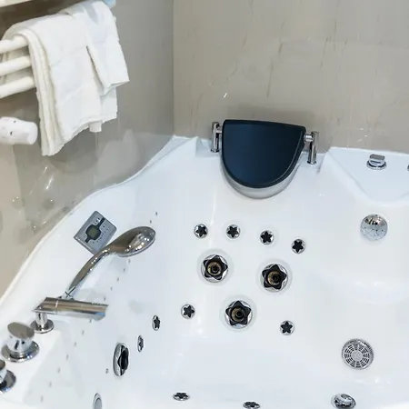 Christina Hotel Boekarest
