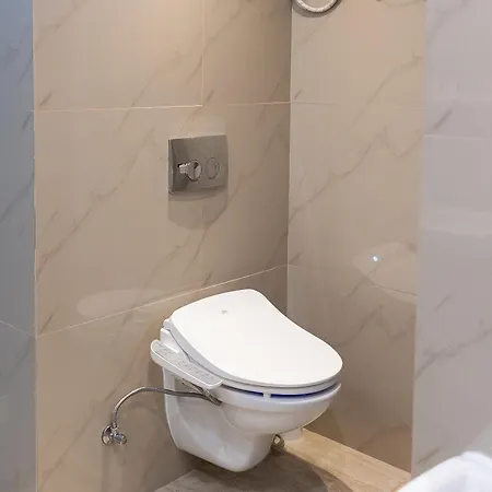 Hotel Christina Plus Bucharest