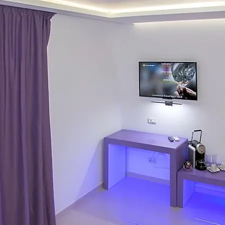 Hotel Hotel Christina Plus 4*