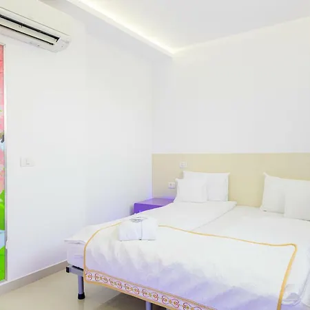 Hotel Christina Plus 4* Bucharest