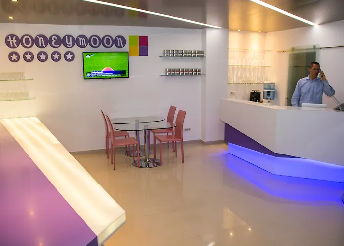 Hotel Christina Plus