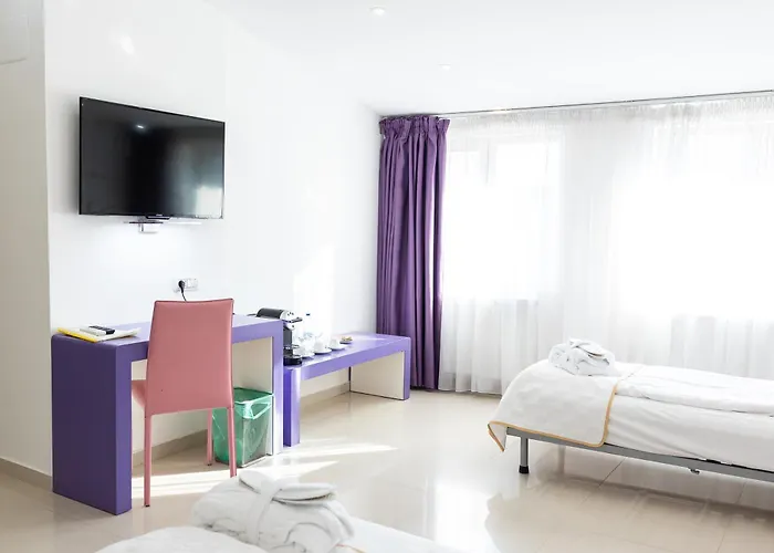 Christina 4* Bükreş
