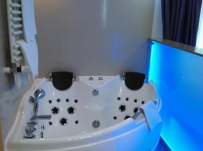 Hotel Christina Plus 4*