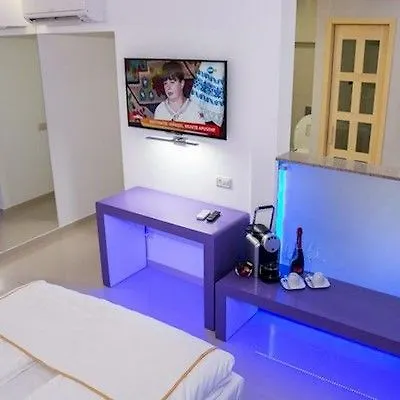 Hotel Christina Plus