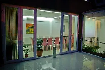 Christina 酒店 布加勒斯特